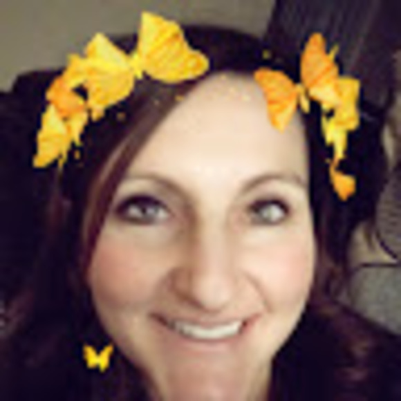 Meet your Posher, Randi - Picture 1 of 1